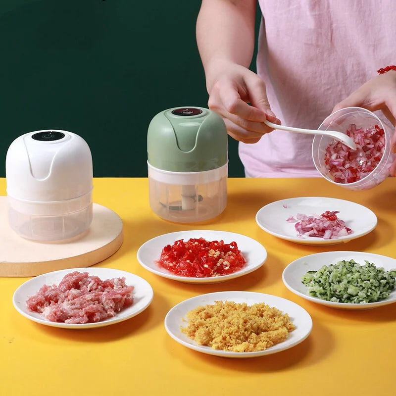 Processador de Alimentos Portátil USB 250ml – Compacto, Rápido e com Lâminas de Inox
