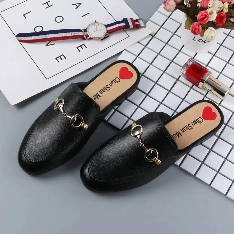 Tamanco Mule Feminino Estilo Fashion – Verão, Salto Baixo, Modelo Aberto Tipo Half Slipper, Confortável e Elegante